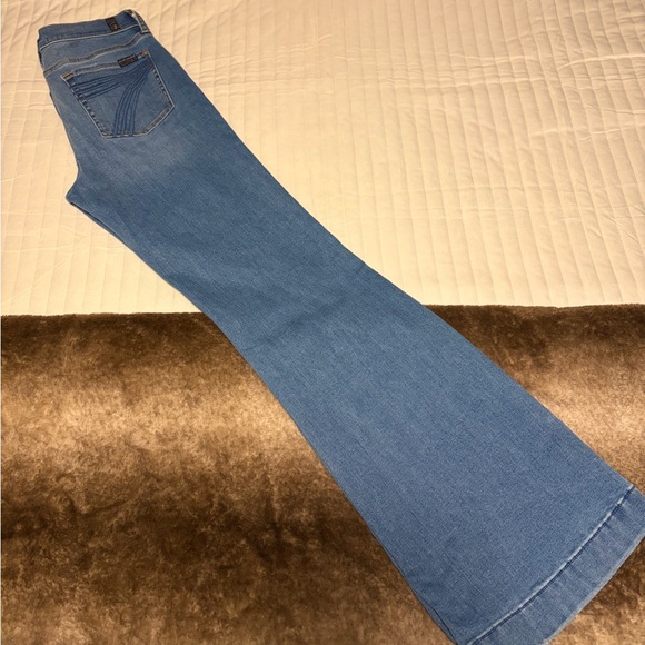 7 for All Mankind - Picture 2 of 4